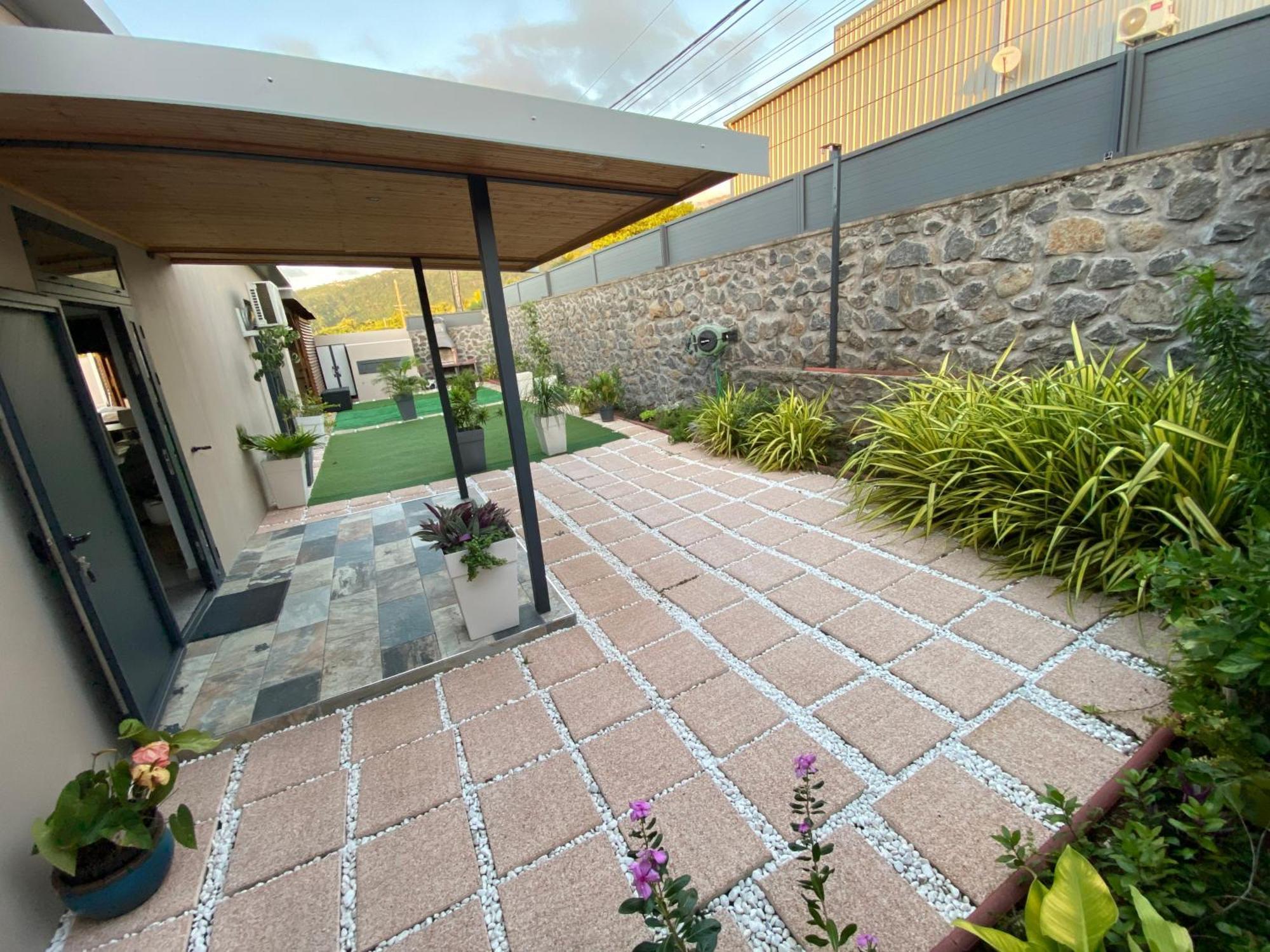 Villa Des Grenadelles Saint-Paul Exterior photo